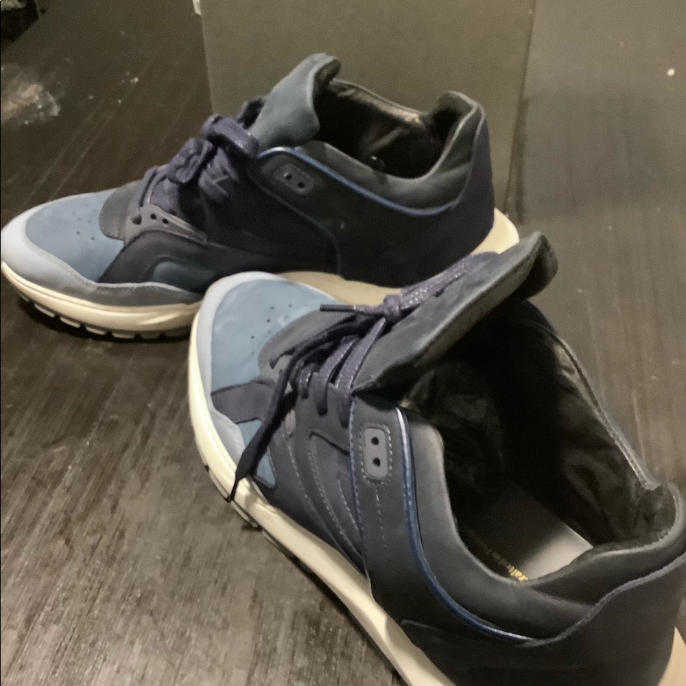 Filling pieces sneaker /gym shoe size 12 men’s